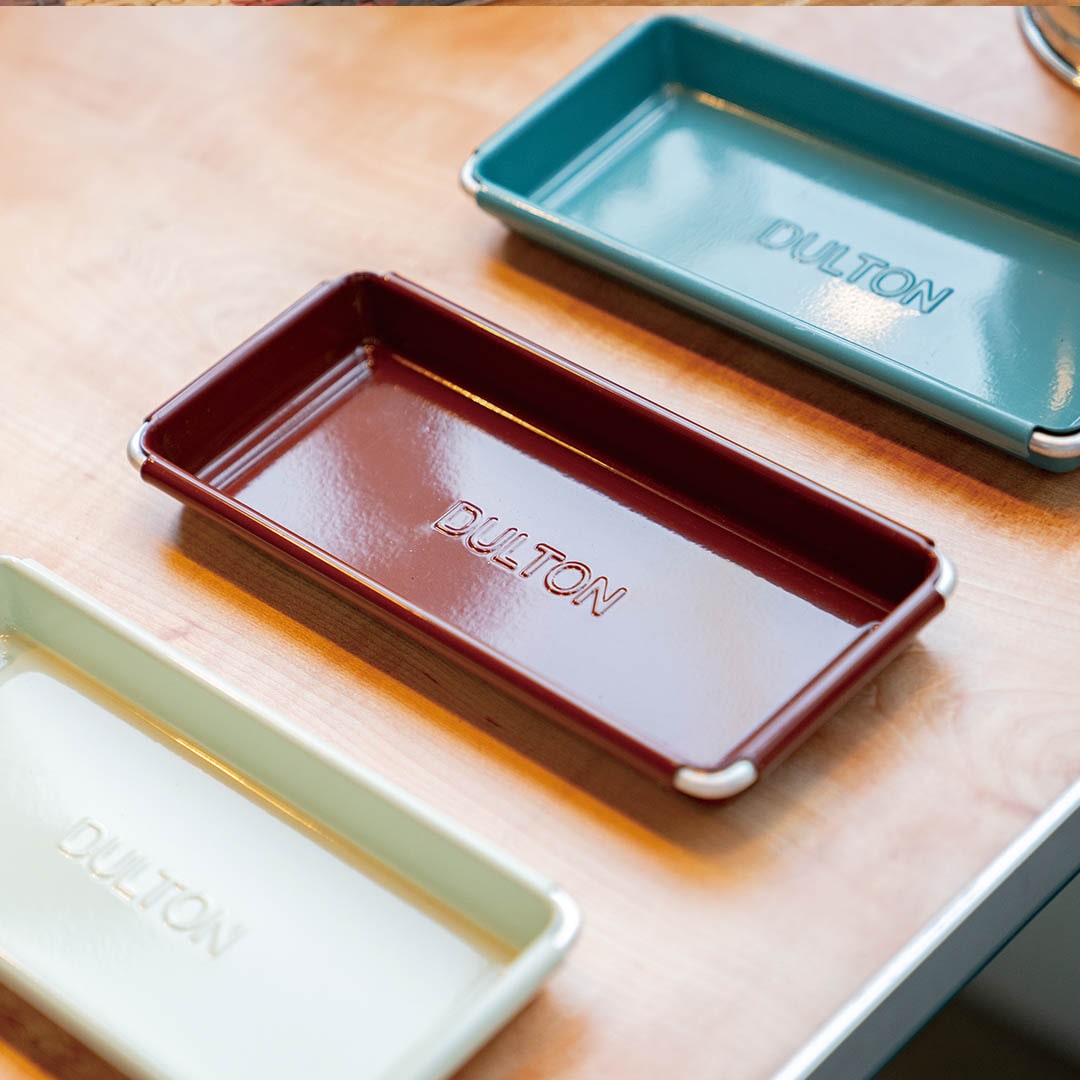 Desktop Tray