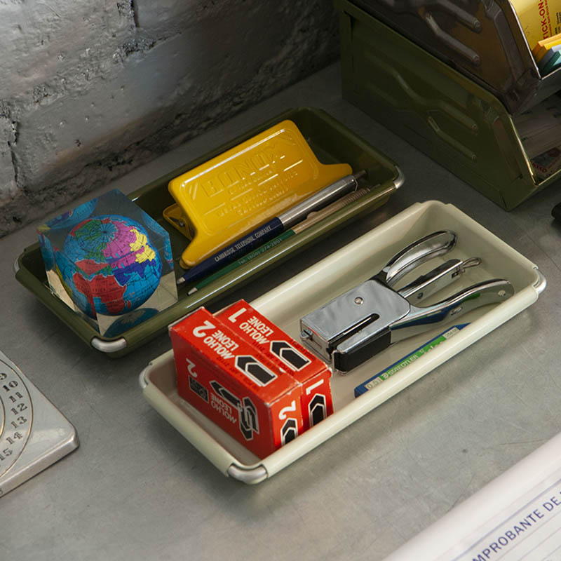 Desktop Tray