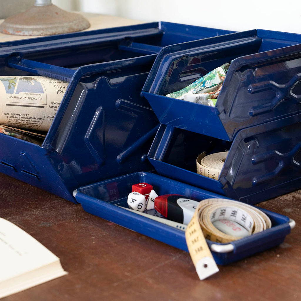 Desktop Tray