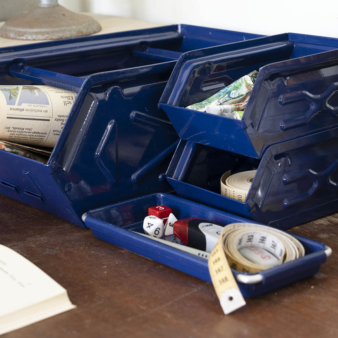 Desktop Tray